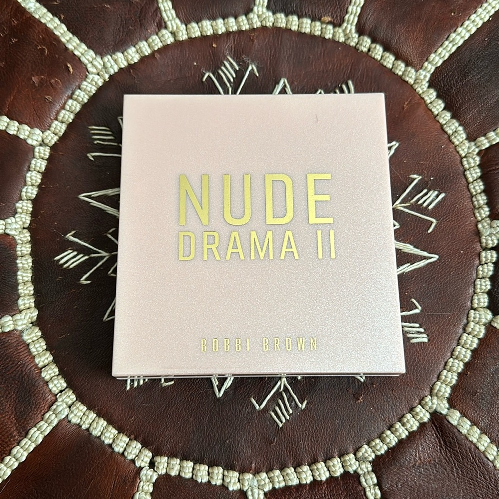 Bobbi Brown Nude Drama II Eye Shadow Palette